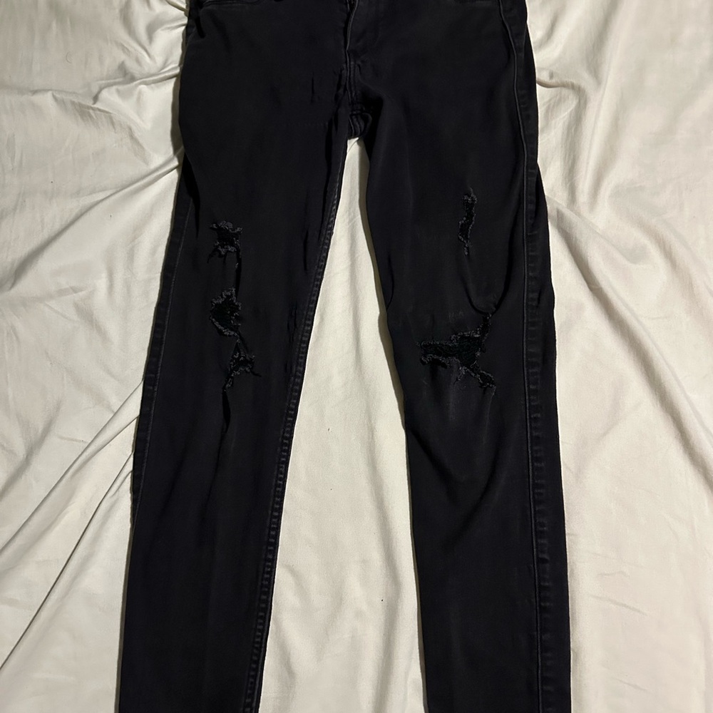 Black Distressed Jeans